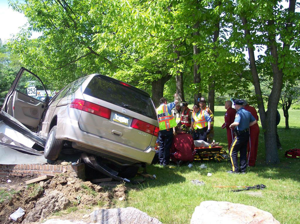 Single Car Accident Sends One to Hospital - Broomall Fire Company